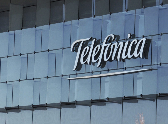 La empresa acerca posturas, pero la oferta sigue estando lejos de nuestros objetivos