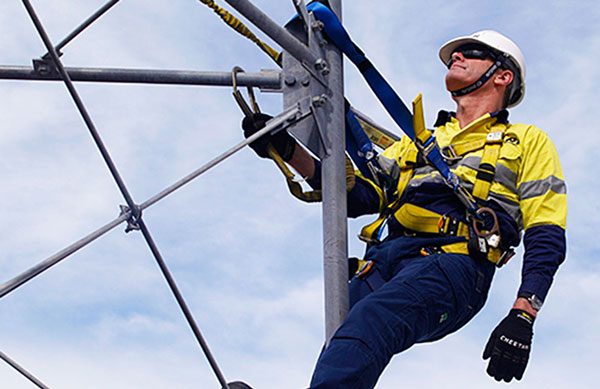 Aprobada la Revisión del Procedimiento Operativo de Prevención de Trabajos en Altura trabajos-en-altura