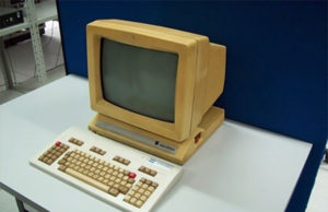 Urge acabar con la cada vez mayor pobreza informática