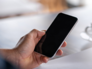 Sanciones por el uso del móvil personal