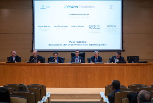 Cátedra Telefónica y DNA: UGT pone el empleo en el centro de la futura regulación sectorial